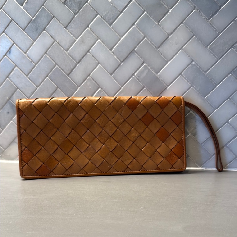 Wilsons Leather Tan Clutch wristlet